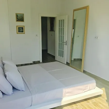 Vita Mediterranea - Design Apartamento Sarandë